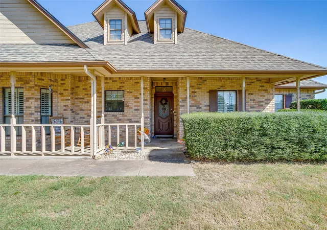 Photo 2 of Sale Pending at 144 Trailwood Dr, Joshua, TX 76058 | MLS# 21265394 | Listing updated on 2026-09-08