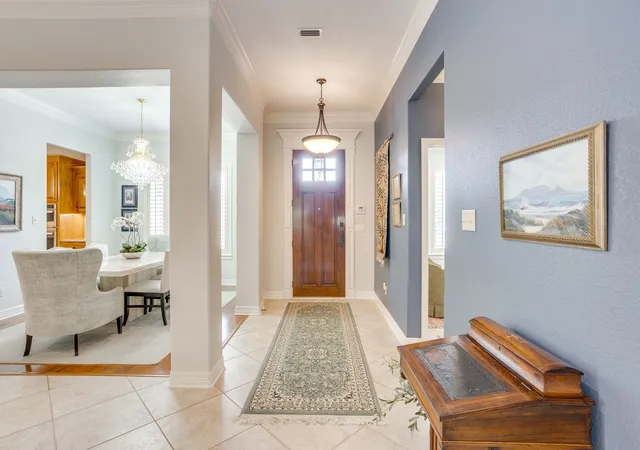 Photo 2 of Sale Pending at 2318 Vienna Dr, Granbury, TX 76048 | MLS# 21269984 | Listing updated on 2026-07-28