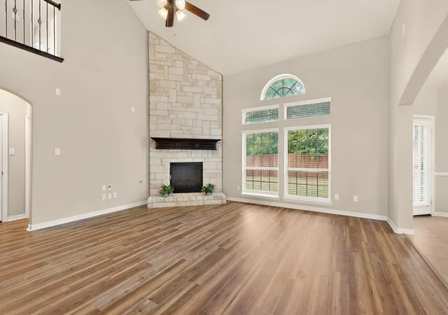 Photo 3 of Single family home for sale at 852 State St, De Soto, TX 75115 | MLS# 21277164 | Listing updated on 2026-09-12