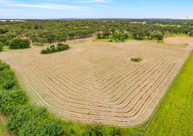Photo 4 of Land for sale at 9000 Fm 902 Tract B, Collinsville, TX 76233 | MLS# 21284686 | Listing updated on 2026-09-11