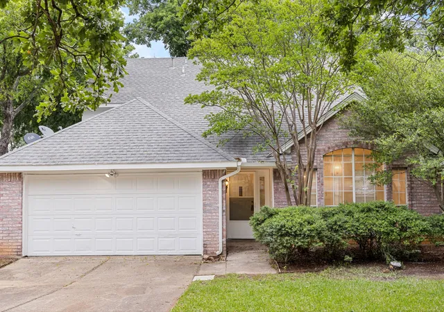 Photo 1 of Single family home for sale at 3208 Hickory Ct, Bedford, TX 76021 | MLS# 21283733 | Listing updated on 2026-09-13