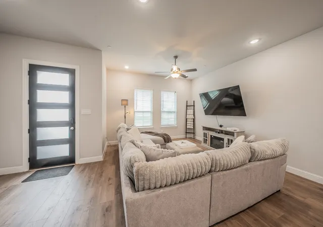 Photo 2 of Townhouse for sale at 12933 Couture Dr, Dallas, TX 75234 | MLS# 21283828 | Listing updated on 2026-09-11