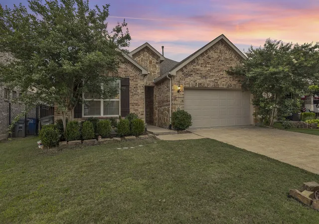 Photo 1 of Single family home for sale at 1621 Breezy Bay Ct, Wylie, TX 75098 | MLS# 21281175 | Listing updated on 2026-09-09