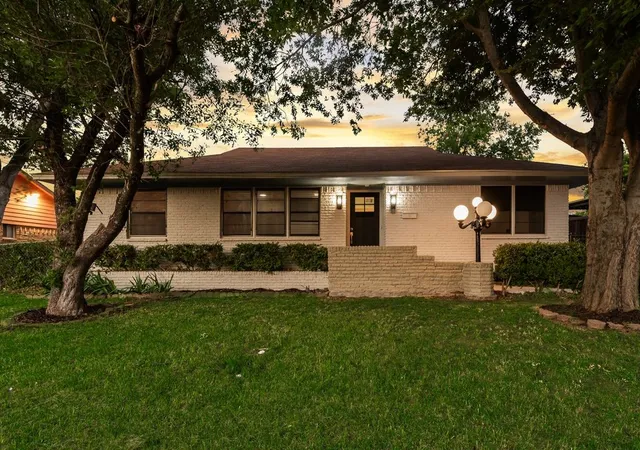 Photo 1 of Single family home for sale at 5706 Rocky Ridge Rd, Dallas, TX 75241 | MLS# 21284923 | Listing updated on 2026-09-08
