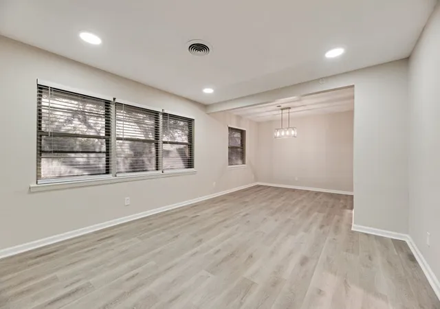 Photo 4 of Single family home for sale at 5706 Rocky Ridge Rd, Dallas, TX 75241 | MLS# 21284923 | Listing updated on 2026-09-08