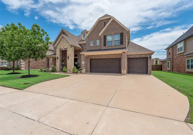 Photo 2 of Single family home for sale at 710 Minecreek Ct, Mansfield, TX 76063 | MLS# 21284579 | Listing updated on 2026-09-08
