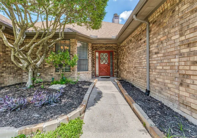 Photo 3 of Sale Pending at 4123 Lawngate Dr, Dallas, TX 75287 | MLS# 21277986 | Listing updated on 2026-09-23
