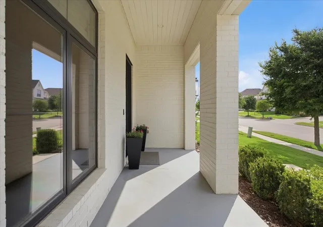 Photo 4 of Single family home for sale at 520 Point Vista Dr, Aledo, TX 76008 | MLS# 21283421 | Listing updated on 2026-09-13