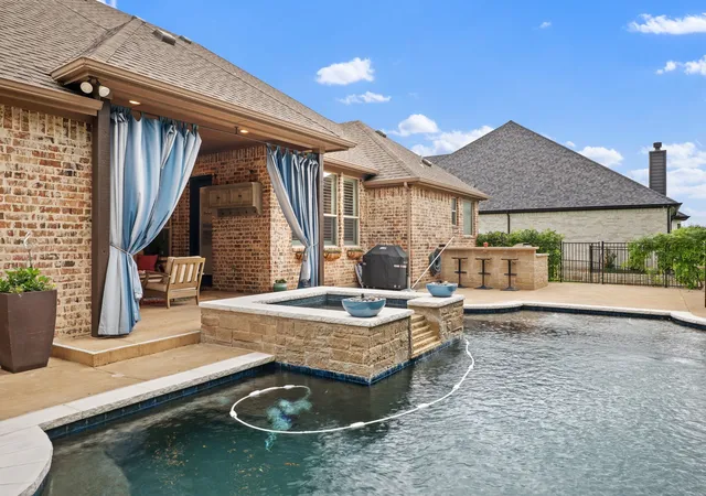 Photo 1 of Single family home for sale at 12540 Indian Creek Dr, Fort Worth, TX 76179 | MLS# 21284480 | Listing updated on 2026-09-13