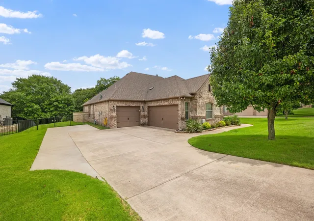 Photo 3 of Single family home for sale at 12540 Indian Creek Dr, Fort Worth, TX 76179 | MLS# 21284480 | Listing updated on 2026-09-13
