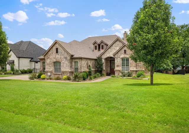 Photo 3 of Single family home for sale at 12540 Indian Creek Dr, Fort Worth, TX 76179 | MLS# 21284480 | Listing updated on 2026-09-13