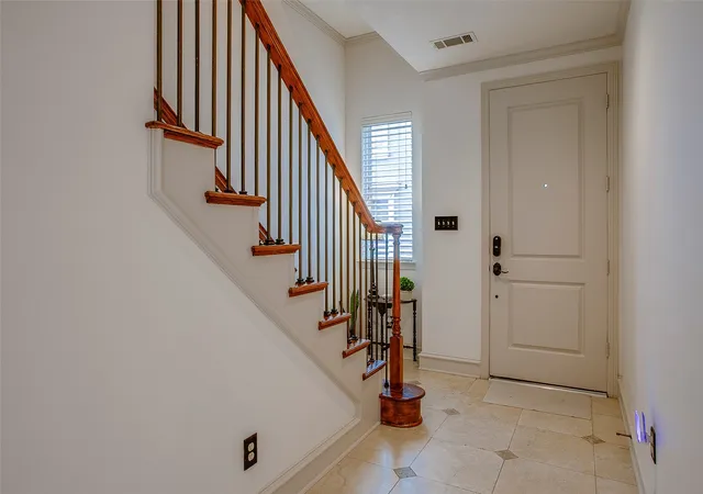 Photo 3 of Townhouse for sale at 5006 Cedar Springs Rd #C, Dallas, TX 75235 | MLS# 21285194 | Listing updated on 2026-09-23