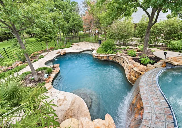 Photo 2 of Single family home for sale at 3091 Whispering Oaks Dr, Lewisville, TX 75077 | MLS# 21283186 | Listing updated on 2026-09-09