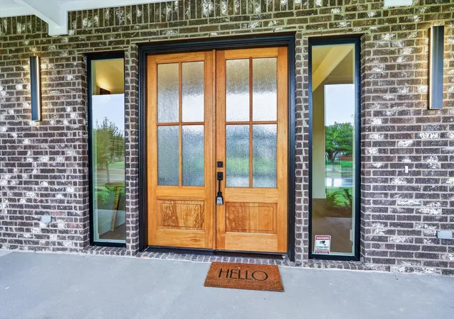 Photo 2 of Single family home for sale at 1009 Devonshire Dr S, Forney, TX 75126 | MLS# 21284071 | Listing updated on 2026-09-12