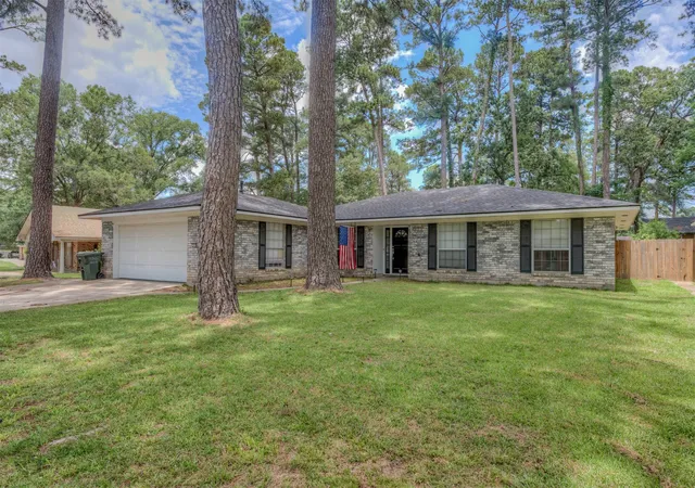 Photo 1 of Sale Pending at 3326 Warwick Dr, Shreveport, LA 71118 | MLS# 21285548 | Listing updated on 2026-09-11