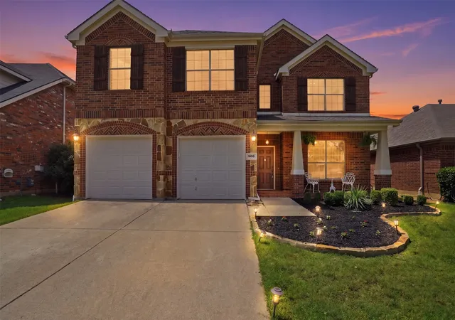 Photo 1 of Single family home for sale at 908 Lake Hollow Dr, Little Elm, TX 75068 | MLS# 21285421 | Listing updated on 2026-09-11