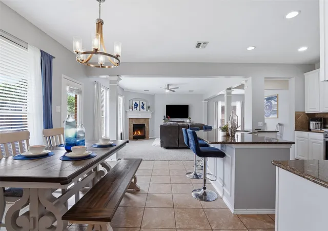 Photo 4 of Single family home for sale at 908 Lake Hollow Dr, Little Elm, TX 75068 | MLS# 21285421 | Listing updated on 2026-09-11
