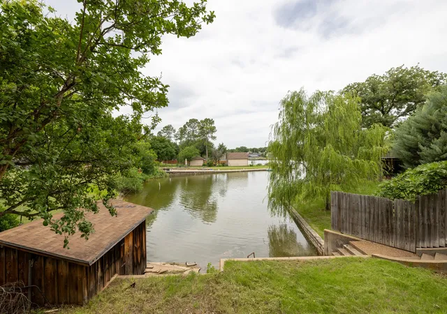 Photo 1 of Single family home for sale at 1512 Pecos Trail Ct, Granbury, TX 76048 | MLS# 21285543 | Listing updated on 2026-09-10
