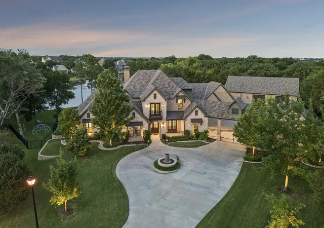 Photo 1 of Mansion for sale at 517 Pine Island Cir, Rockwall, TX 75032 | MLS# 21284223 | Listing updated on 2026-09-12