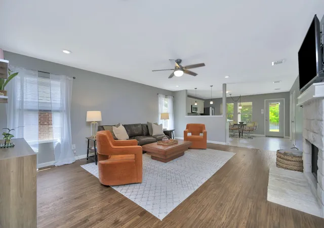 Photo 4 of Single family home for sale at 3209 Clydesdale Dr, Denton, TX 76210 | MLS# 21283269 | Listing updated on 2026-09-12