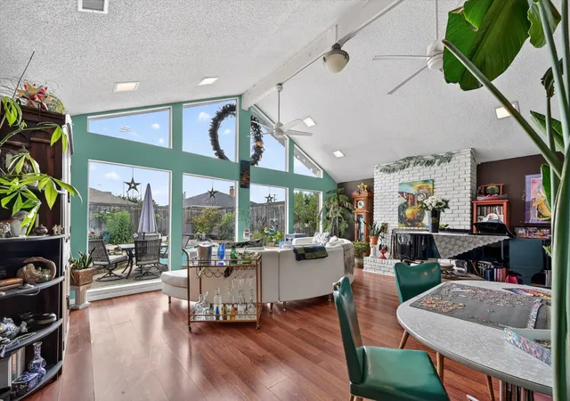Photo 1 of Single family home for sale at 10015 Chimney Hill Ln, Dallas, TX 75243 | MLS# 21285854 | Listing updated on 2026-09-10