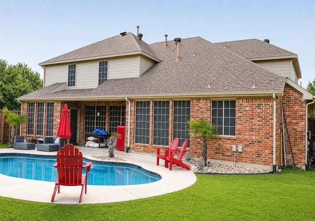 Photo 3 of Single family home for sale at 305 Westlake, Forney, TX 75126 | MLS# 21285893 | Listing updated on 2026-09-27