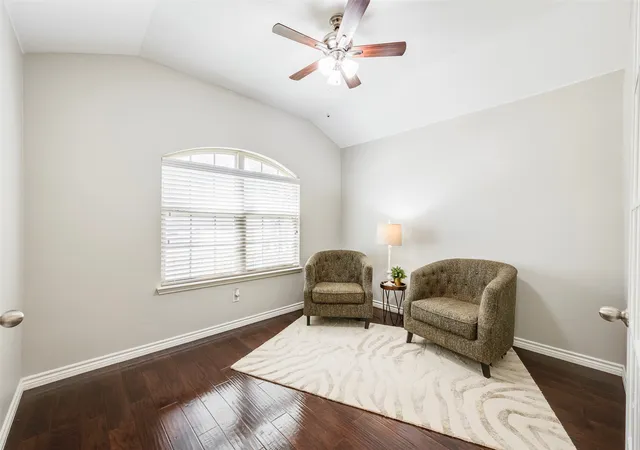 Photo 3 of Single family home for sale at 4521 Lakeside Hollow St, Roanoke, TX 76262 | MLS# 21282443 | Listing updated on 2026-09-16