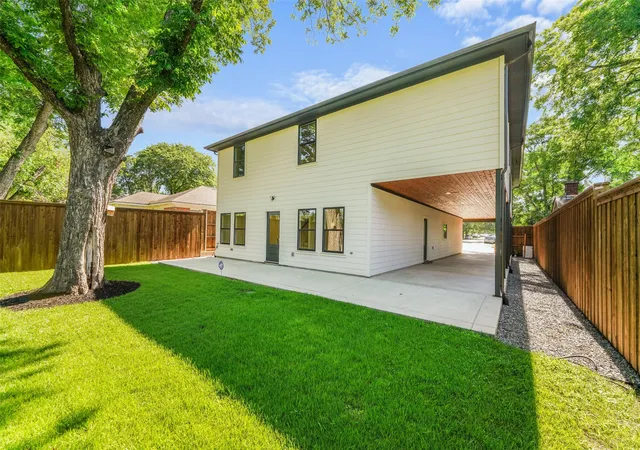 Photo 3 of Single family home for sale at 5259 Saint Charles Ave, Dallas, TX 75223 | MLS# 21285974 | Listing updated on 2026-09-15