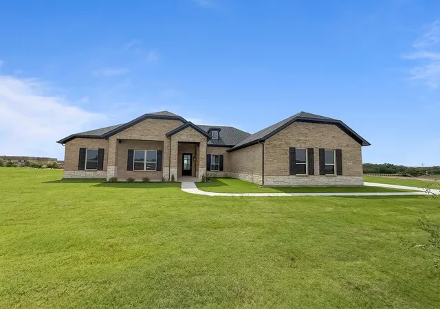 Photo 1 of Single family home for sale at 204 Slimp Blf, Azle, TX 76020 | MLS# 21286029 | Listing updated on 2026-09-09