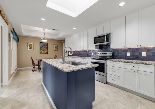 Photo 4 of Sale Pending at 5812 Gallant Fox Ln, Plano, TX 75093 | MLS# 21282975 | Listing updated on 2026-07-29