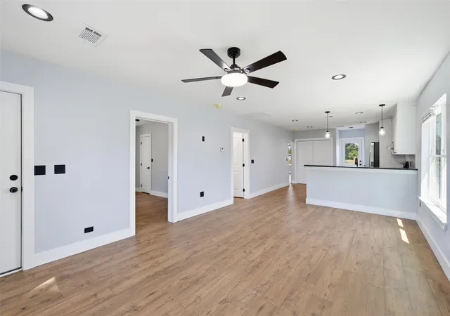 Photo 4 of Sale Pending at 204 S Anderson St, Bremond, TX 76629 | MLS# 21286102 | Listing updated on 2026-10-03