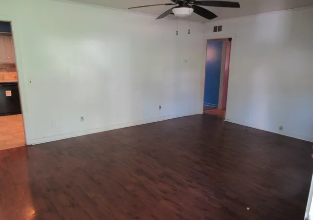 Photo 1 of Single family home for sale at 909 Wilton Pl, Shreveport, LA 71107 | MLS# 21286283 | Listing updated on 2026-09-15