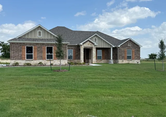 Photo 1 of Single family home for sale at 128 Fan Mill Trl, Weatherford, TX 76085 | MLS# 21286391 | Listing updated on 2026-09-10