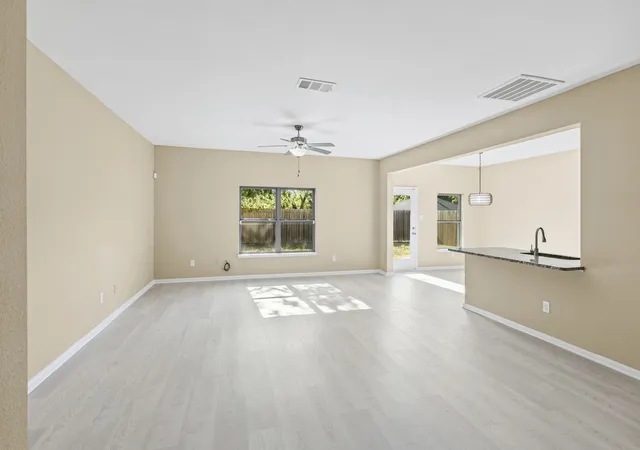 Photo 3 of Sale Pending at 1516 Kinglet St, De Soto, TX 75115 | MLS# 21286445 | Listing updated on 2026-08-02