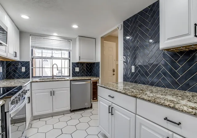 Photo 4 of Condo for sale at 13340 Kit Ln #A4, Dallas, TX 75240 | MLS# 21285977 | Listing updated on 2026-07-30