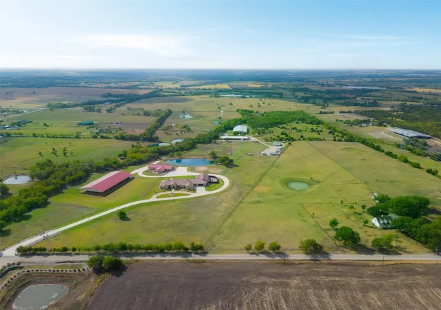 Photo 2 of Mansion for sale at 5825 County Road 173, Celina, TX 75009 | MLS# 21276872 | Listing updated on 2026-09-12