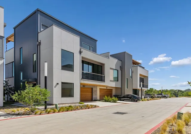 Photo 2 of Condo for sale at 1111 Raiford Rd #128, Carrollton, TX 75007 | MLS# 21286658 | Listing updated on 2026-09-19