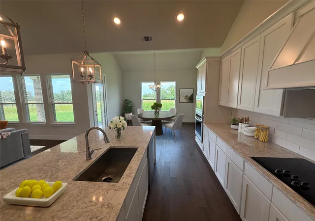 Photo 4 of Sale Pending at 1300 Green Ridge, Weatherford, TX 76085 | MLS# 21286438 | Listing updated on 2026-10-02
