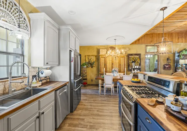 Photo 3 of Single family home for sale at 12102 Cedar Rock Pkwy, Crawford, TX 76638 | MLS# 21271376 | Listing updated on 2026-09-22