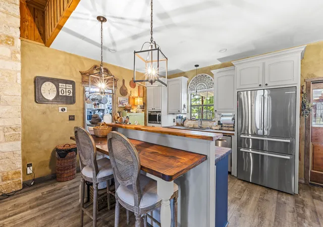 Photo 4 of Single family home for sale at 12102 Cedar Rock Pkwy, Crawford, TX 76638 | MLS# 21271376 | Listing updated on 2026-09-22