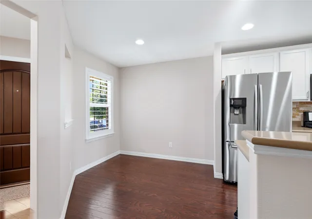 Photo 4 of Single family home for sale at 1898 Beachside Dr, Frisco, TX 75036 | MLS# 21258549 | Listing updated on 2026-09-12