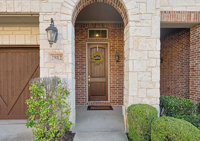 Photo 3 of Townhouse for sale at 2812 Cedar Elm Dr, Carrollton, TX 75010 | MLS# 21286961 | Listing updated on 2026-08-02