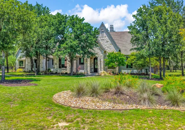 Photo 3 of Single family home for sale at 282 Sugartree Cir, Lipan, TX 76462 | MLS# 21286993 | Listing updated on 2026-09-12
