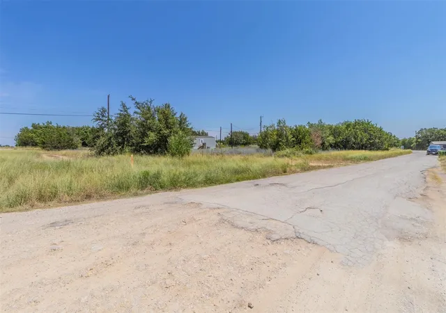 Photo 3 of Land for sale at 4200 Tennessee Trl, Granbury, TX 76048 | MLS# 21284236 | Listing updated on 2026-09-08