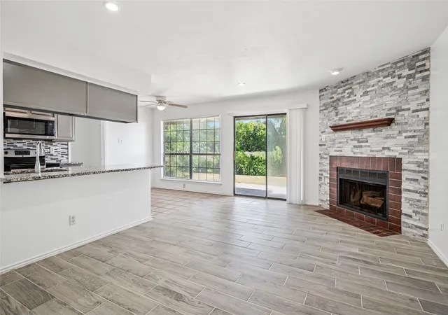 Listing Photo 4 - Condo for sale in building located at 4472 Chaha Rd, Garland, TX 75043 - Unit #103