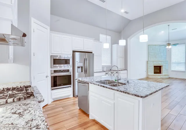 Photo 3 of Sale Pending at 6108 Strada Cvs, Fort Worth, TX 76123 | MLS# 21287180 | Listing updated on 2026-09-07
