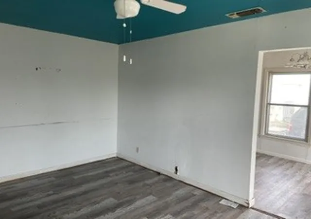 Photo 2 of Single family home for sale at 1009 Santa Clara Dr, Brownwood, TX 76801 | MLS# 21286590 | Listing updated on 2026-10-02