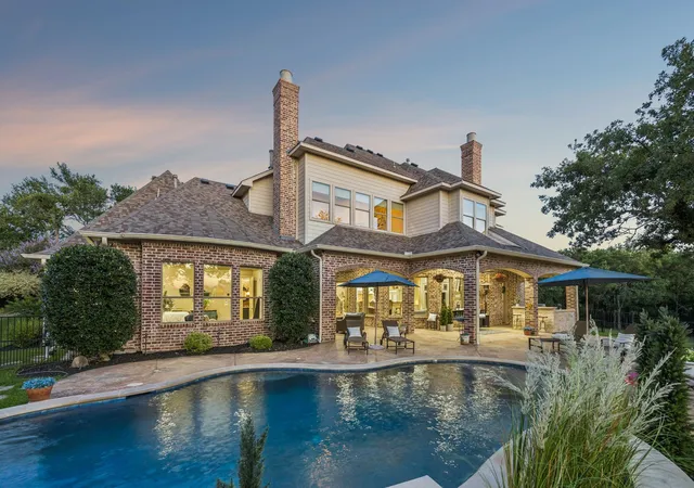 Photo 3 of Sale Pending at 9191 Silver Leaf Ct, Little Elm, TX 75068 | MLS# 21278270 | Listing updated on 2026-10-03