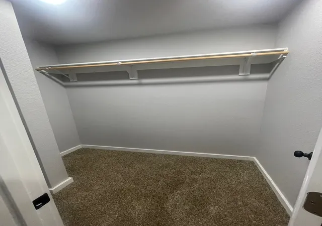 Photo 3 of Sale Pending at 320 W 6Th St, Bonham, TX 75418 | MLS# 21287806 | Listing updated on 2026-09-29