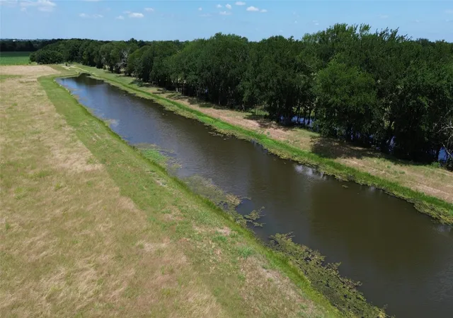 Photo 3 of House for sale at 15901 County Road 1030, Blue Ridge, TX 75424 | MLS# 21287746 | Listing updated on 2026-10-06